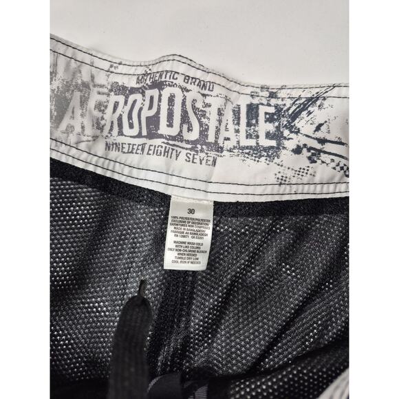 Aeropostale 1987 Swim Shorts Mens 30 Black Plaid Drawstring Lined Spell Out Y2K - Picture 4 of 5
